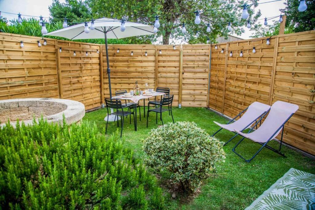 Charmant Studio/T2 Au Calme Avec Jardin Et Parking โฟส์-ซูร์-แมร์ ภายนอก รูปภาพ